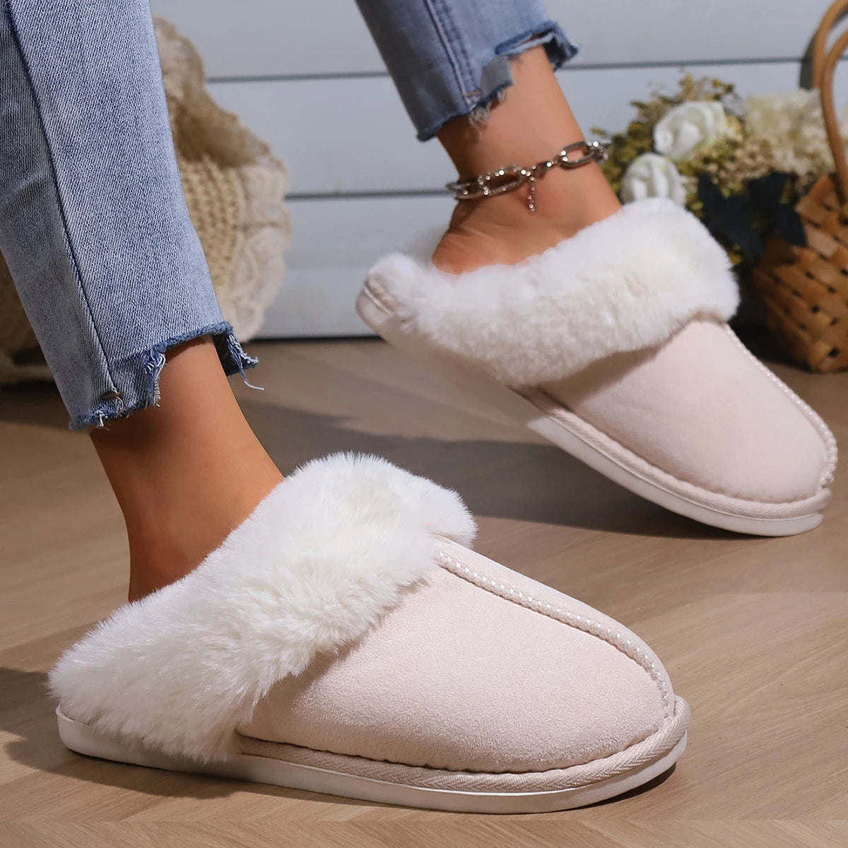 New Fashion Concise Easy Matching Winter Warm Plush Slippers Women